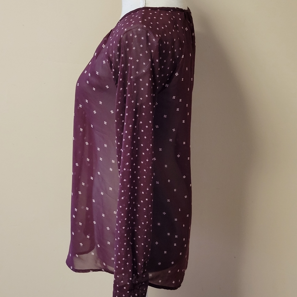 Old Navy burgundy floral chiffon blouse size xs - Picture 4 of 6